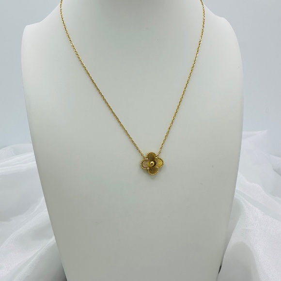 18K Gold Plated Alhambra Clover Necklace Set - Picture 5 of 10